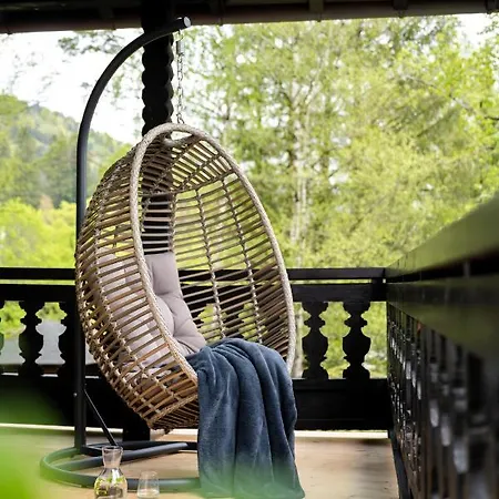 Alperie アパート *