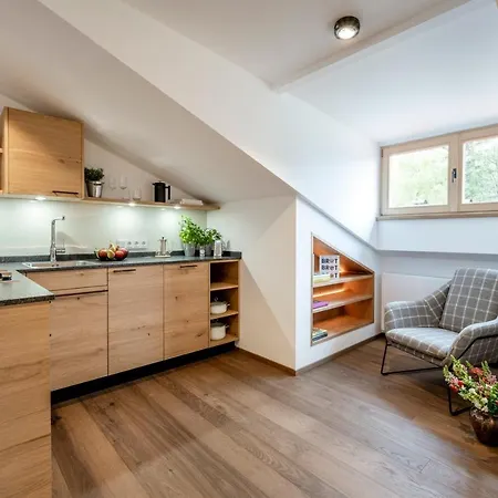 Alperie Apartment *